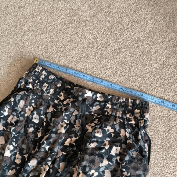 Aritzia Talula Beach Lounge Coastal Abstract Floral Stretch Pants S - Picture 5 of 8